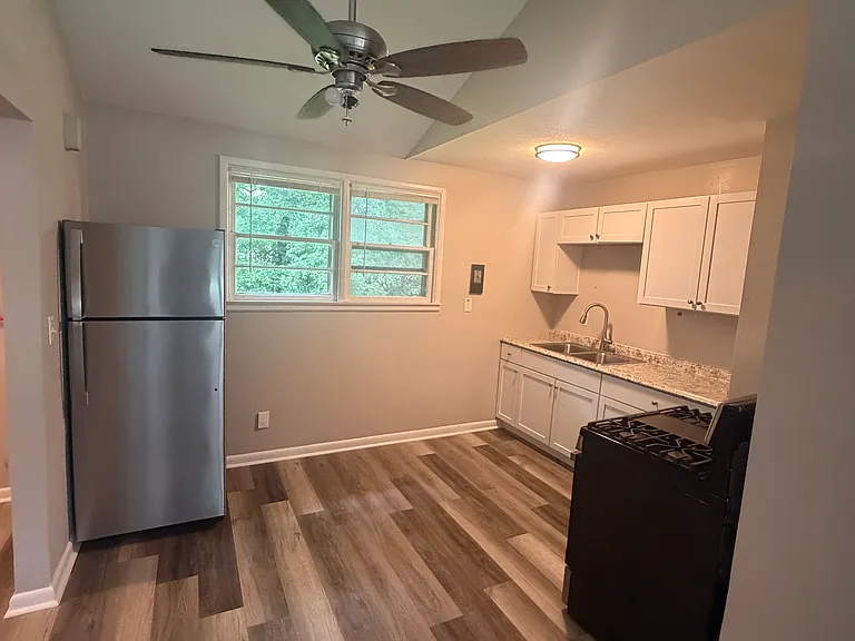 7200 Nathan Hale Way — Photo 20