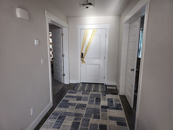 3rd image of 4203 W Gate Keeper Dr