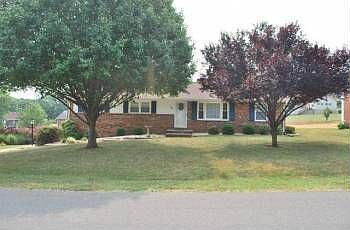 1st image of 50 Lois Ln