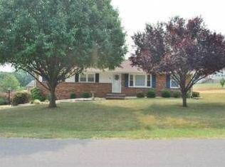 50 Lois Ln, Roanoke, VA 24019