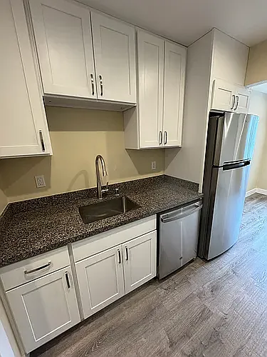The Franciscan Apartments — Photo 8