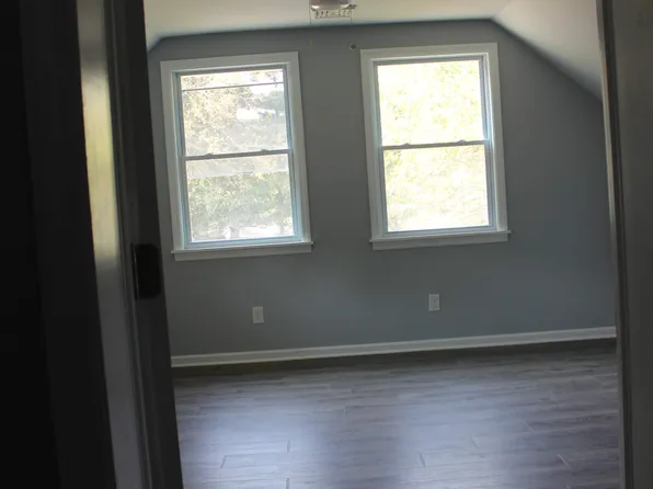 311 Ellis St #B, Glassboro, NJ 08028