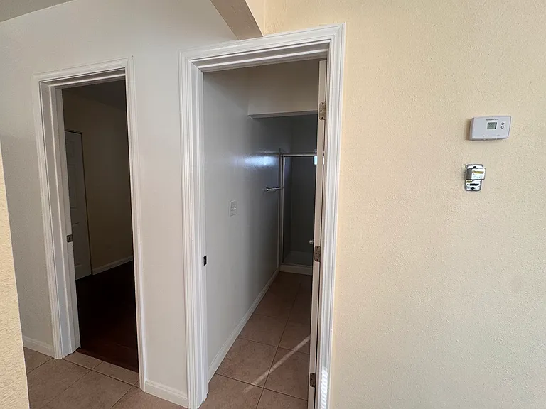 285 Sunset Blvd — Photo 16