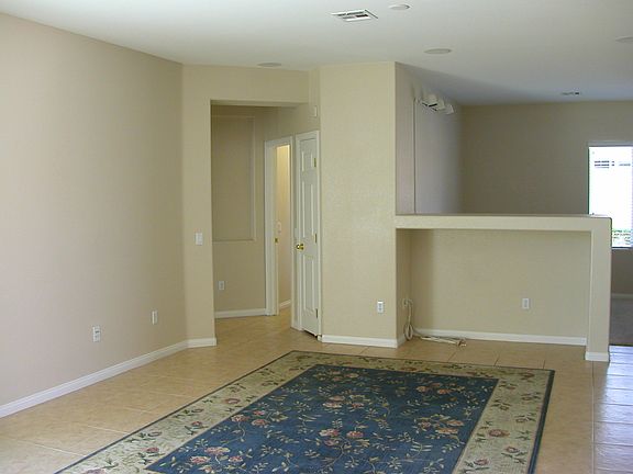 3rd image of 10473 Mission Park Ave