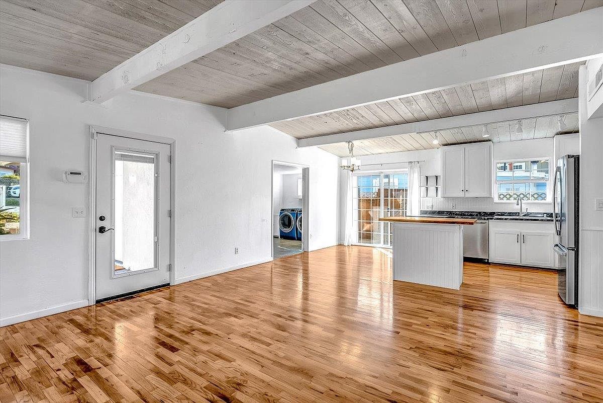 Pacific Grove, CA 93950