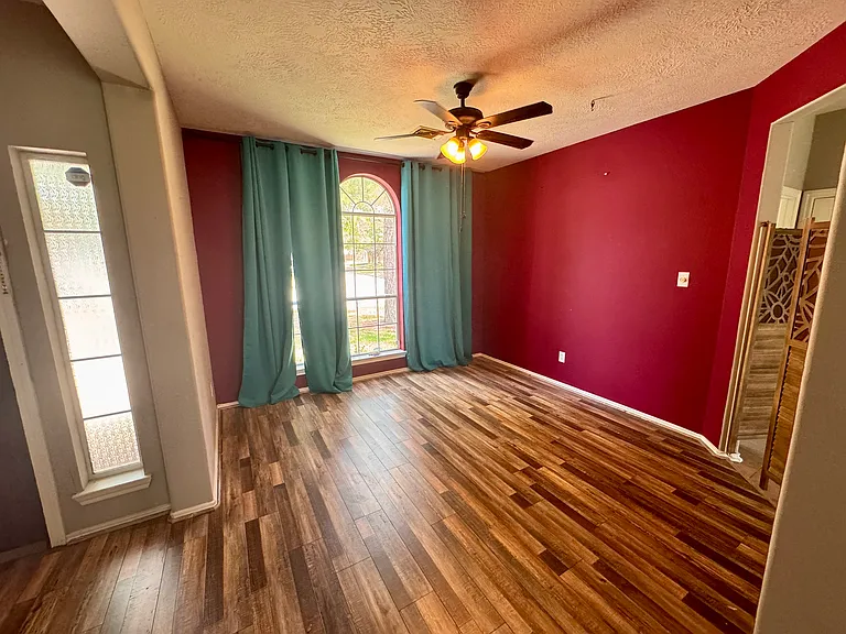 4918 Slate River Ln — Photo 12