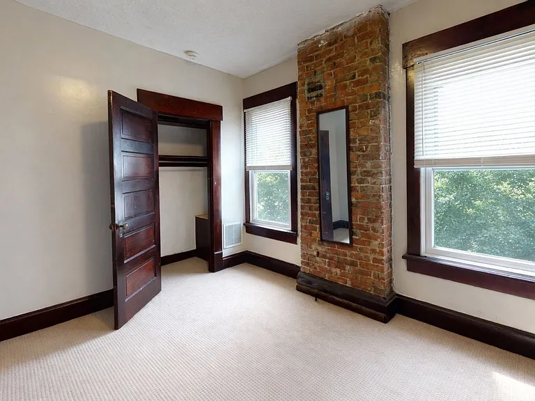 72 Euclid Ave — Photo 6