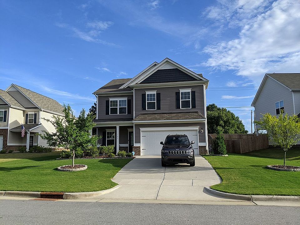 2nd image of 106 Covington Chase Ct