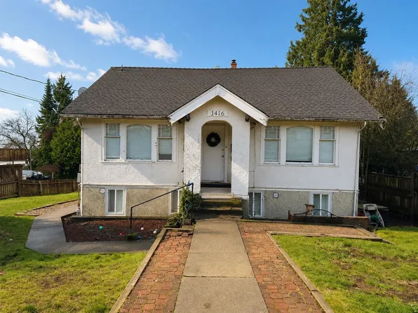 1416 8th Ave, New Westminster, BC V3M 2S4