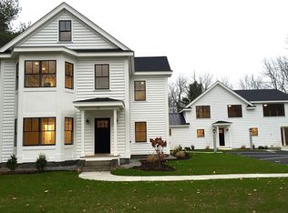 71 Champney St, Groton, MA 01450