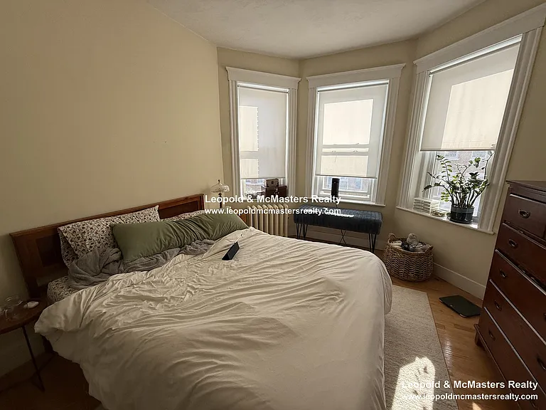 Kelton Street Apartments — Photo 66