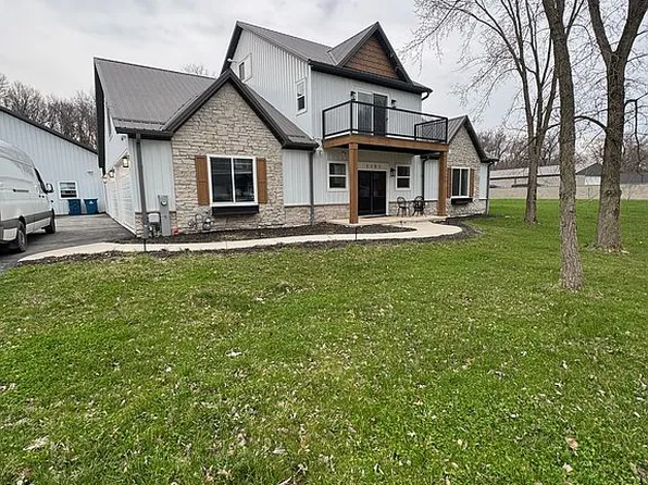 1151 Old Porter Rd, Porter, IN 46304