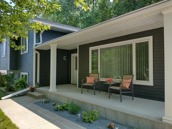 1360 48th Ave, Winona, MN 55987