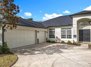 24214 Marbella Dr, Sorrento, FL 32776