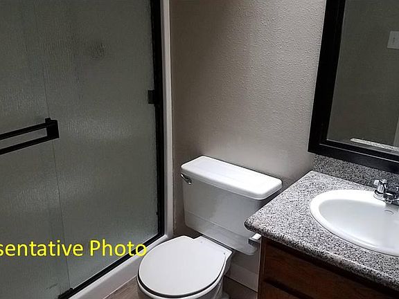 5th image of 108 N Hidalgo Ave #302