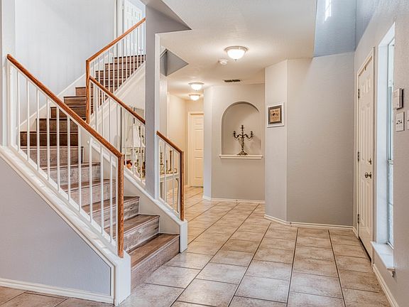 2nd image of 4519 River Brook Dr