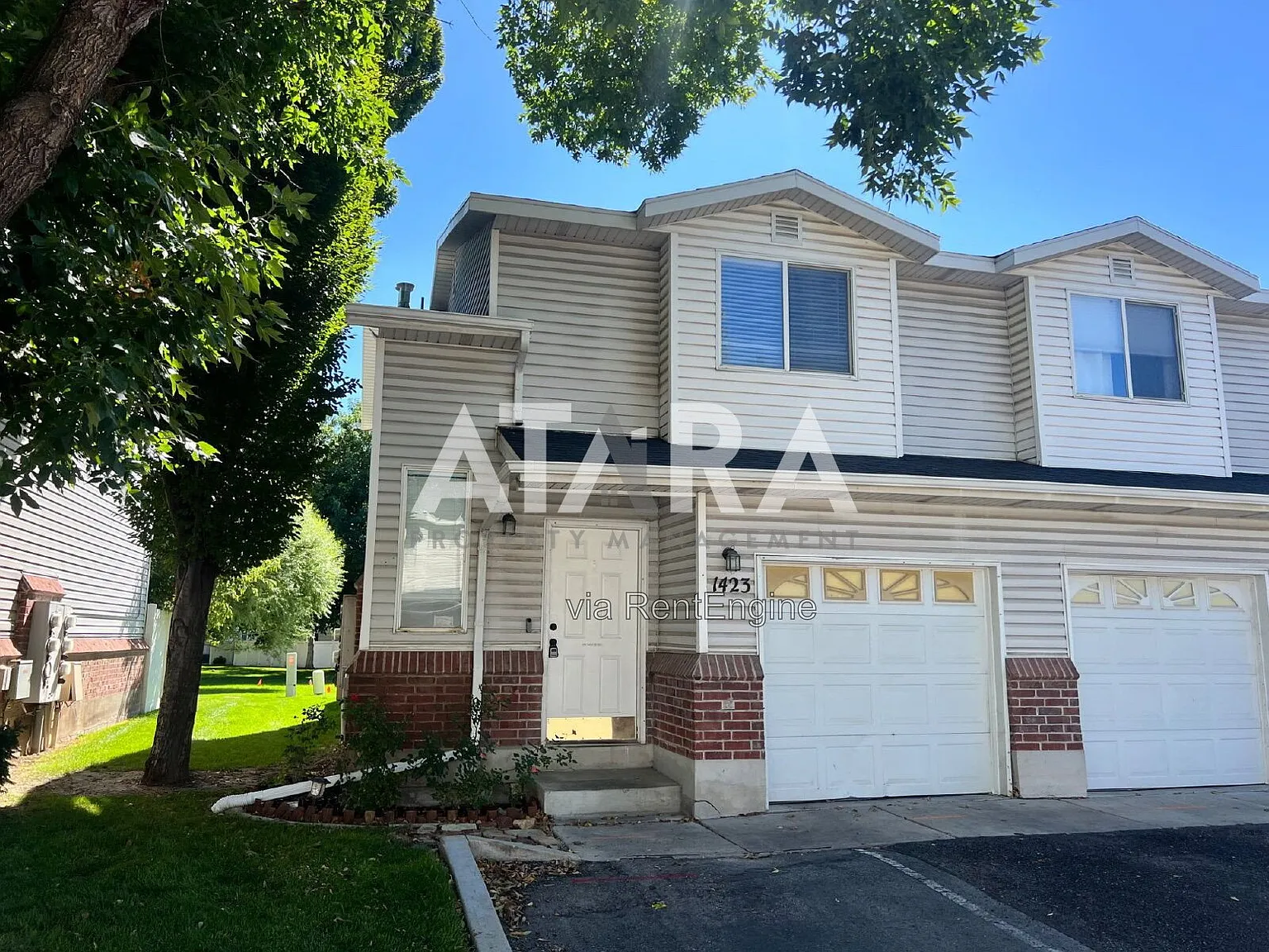 3 bed, 2.5 bath, 1170 sqft, $1,895 — Photo 1