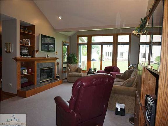 3rd image of 2191 Aspenwood Dr