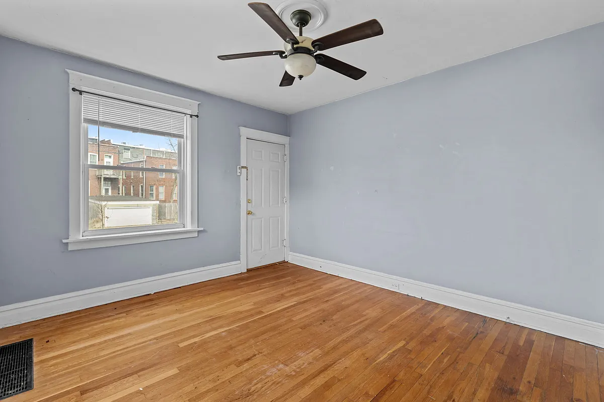 Building Photo - 2118 Geyer Ave #1