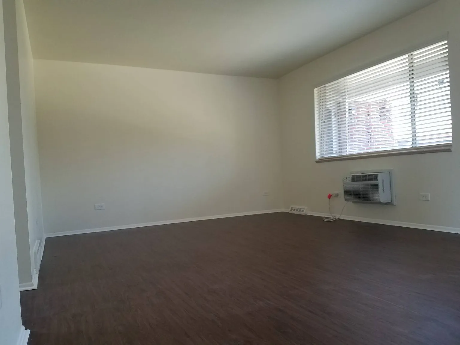 4472-4476-4480 E Bails Pl - 4476 — Photo 4