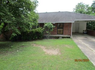1123 E North St, Benton, AR 72015