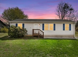 106 P T Travis Ave, Radford, VA 24141