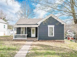 318 E Walnut St, Boonville, MO 65233