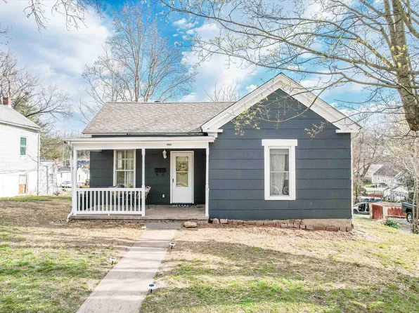 318 E Walnut St, Boonville, MO 65233