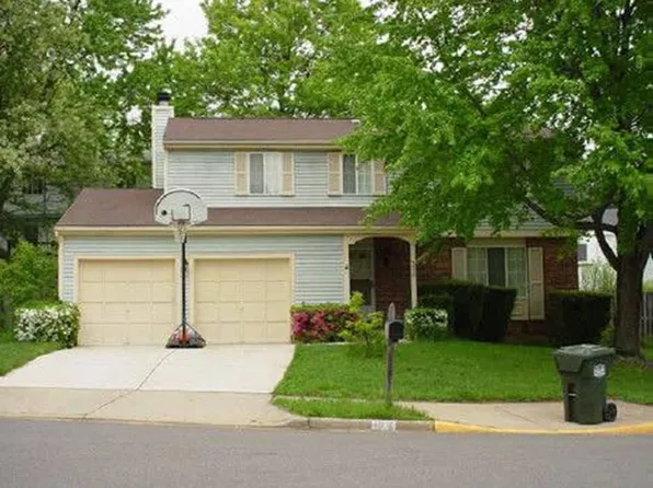 4030 Pickstone Dr, Fairfax, VA 22032