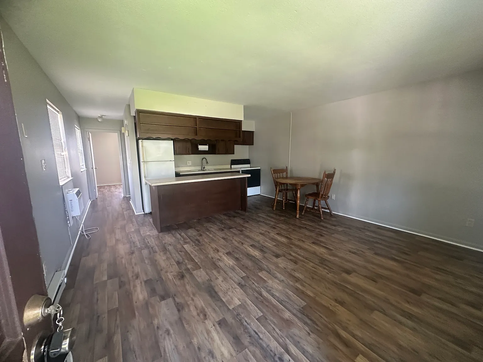 1 bed, 600 sqft, $900 — Photo 2