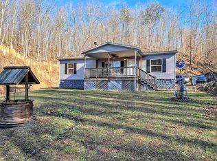275 Ross Town Rd, Wayne, WV 25570