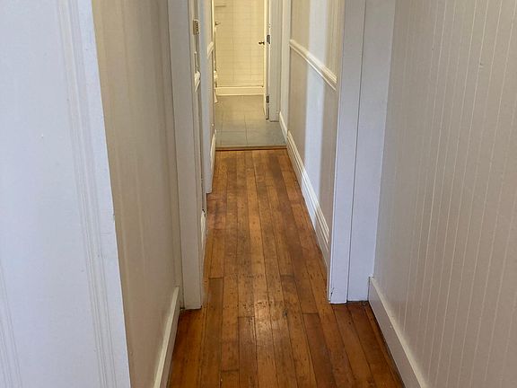5th image of 3052 Polk St #A