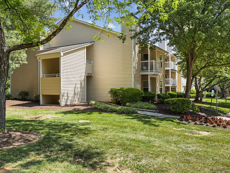 Stonecreek Club Apartments — Photo 19
