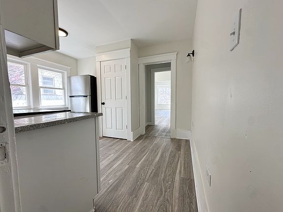 5th image of 2025 W 83rd St #Up