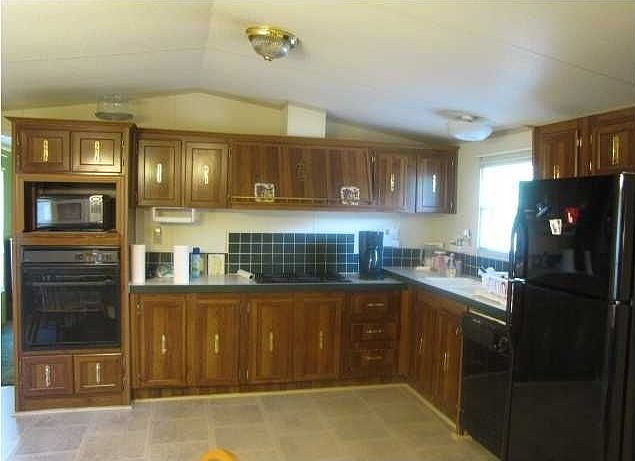 2nd image of 29796B Burns Ln