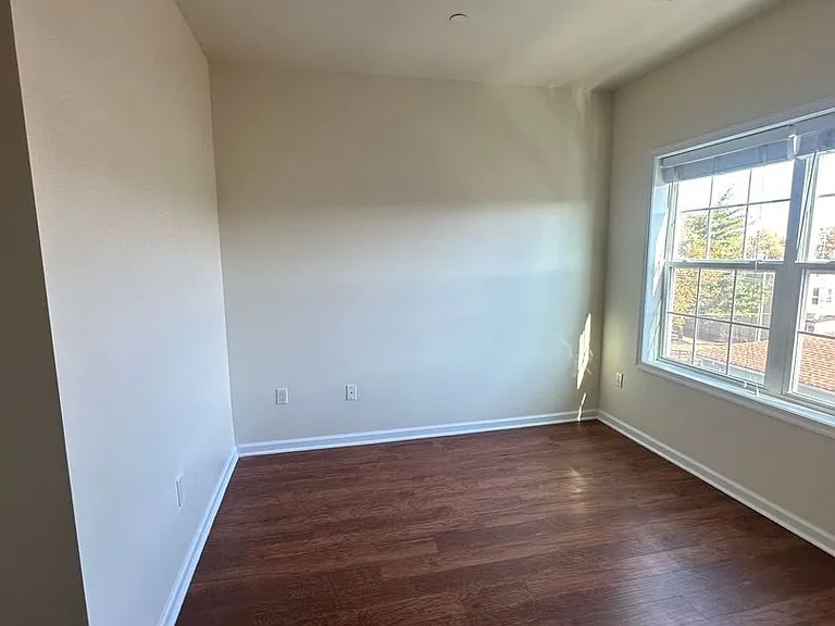 5609 Jefferson St — Photo 27