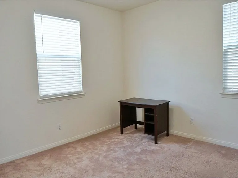 10519 Wilding Dr — Photo 25