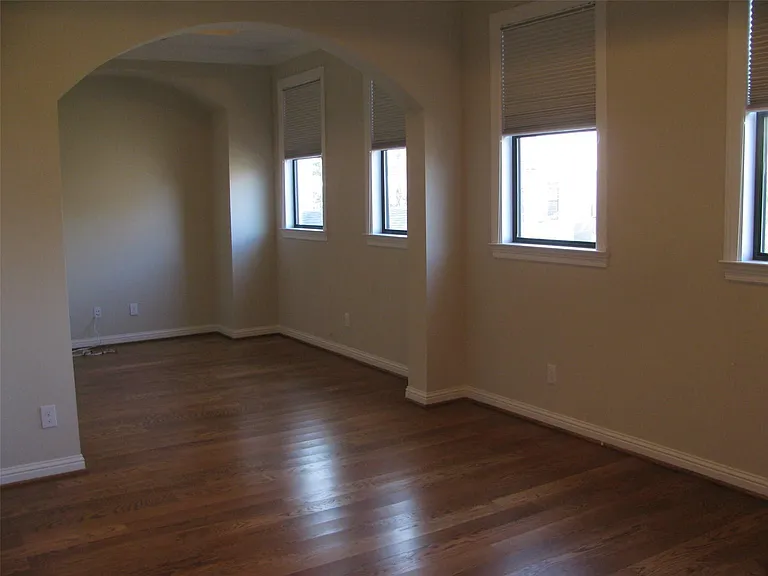 4112 Blossom St — Photo 26