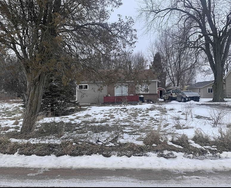 1st image of 2732 W Saginaw Hwy