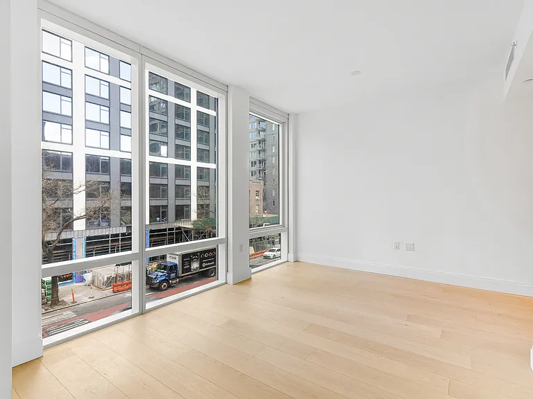 501 3rd Ave #5D — Photo 5