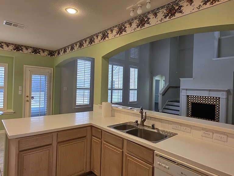 1003 Spring Tide Dr — Photo 27