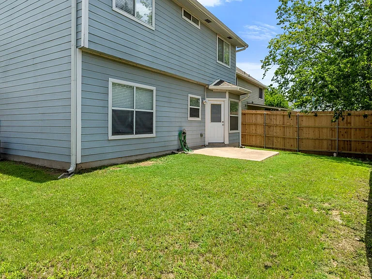 1908 Windy Park Dr — Photo 29