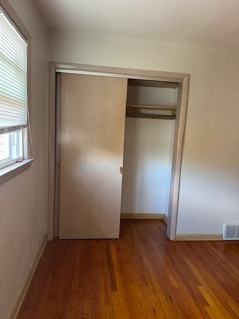1 bed, 900 sqft, $925 — Photo 3
