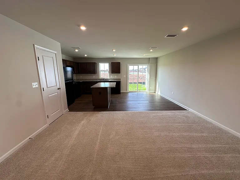3016 Silver Birch Ln — Photo 5