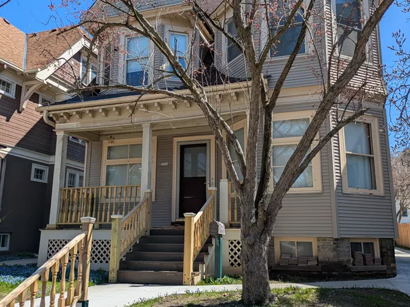 (undisclosed Address), Milwaukee, WI 53211