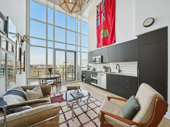 5 Hanna Ave #714, Toronto, ON M6K 0B3