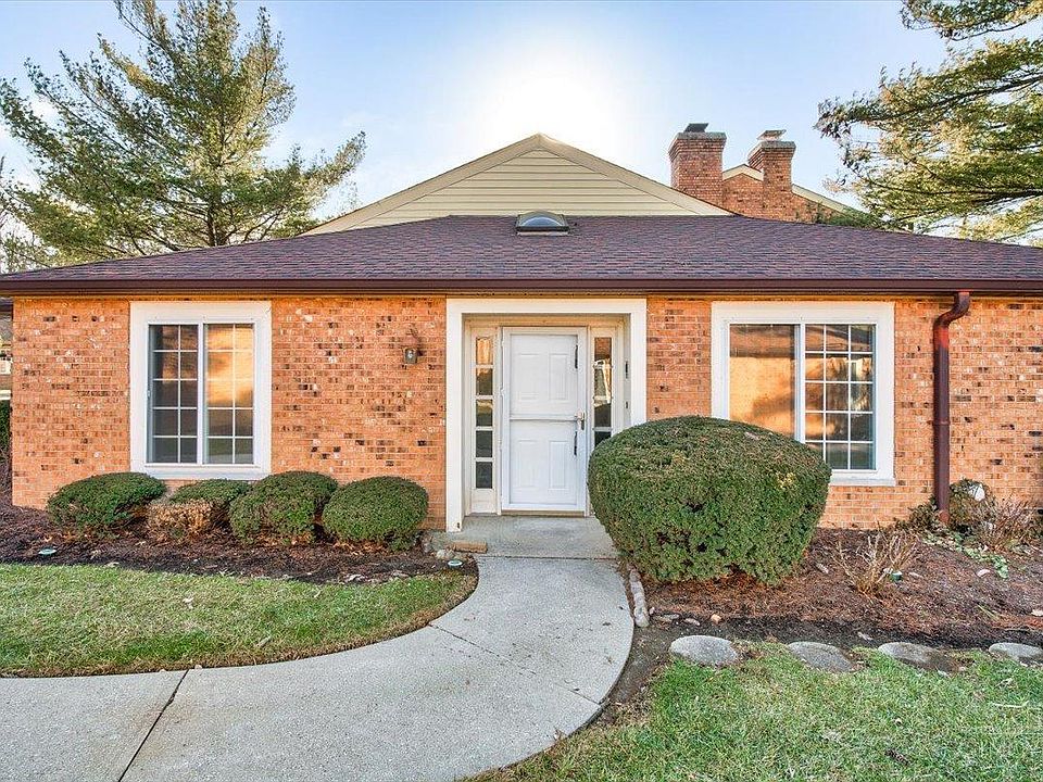 1st image of 5228 S Eaglesnest Drive