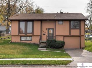 3393 X St, Omaha, NE 68107