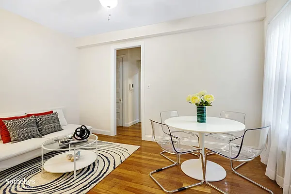 Sold by Sotheby's International Realty | media 12