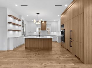 17317 103a Ave, Surrey, BC